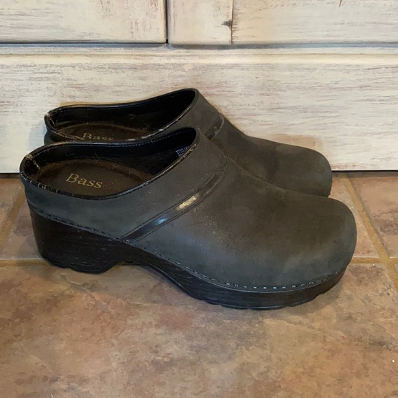 Bass Shoes - Bass Clogs